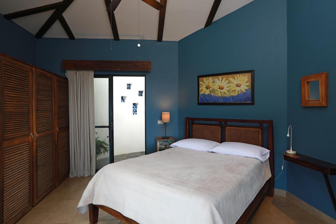 Casa Frangipani Hotel Монтесума Екстериор снимка